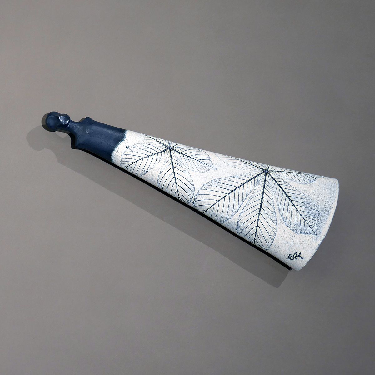 Tistel i mangan og bronse, nr 194